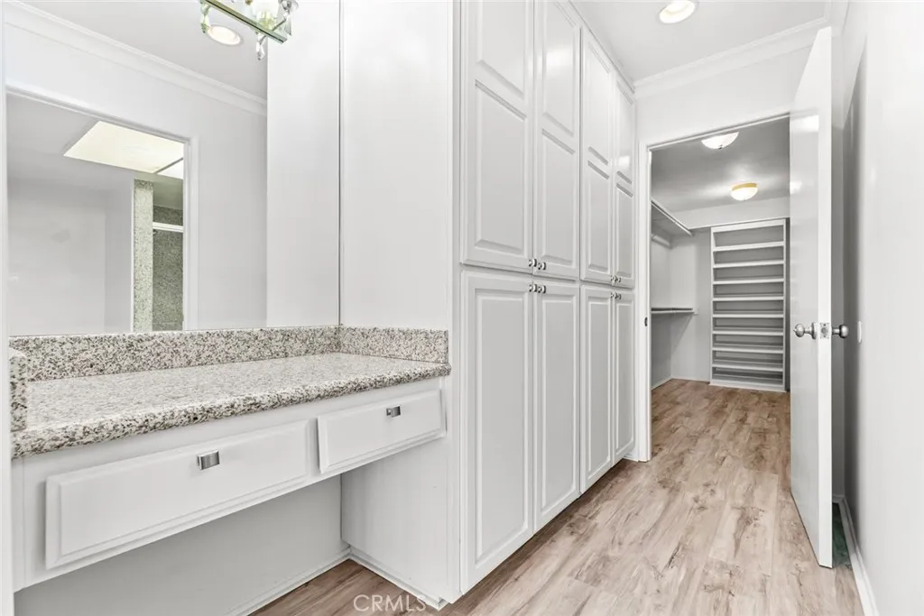 14804 Magnolia 6, Sherman Oaks, California 91403 home-pic-17